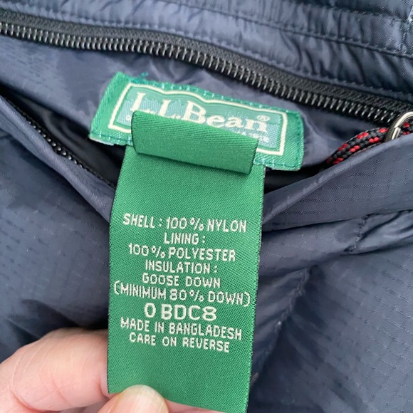 L.L. Bean Goose Down Reversible Red/Black Puffer Vest. Size Large tall - Picture 8 of 8